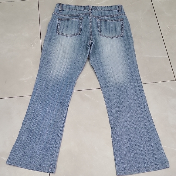 Classic Light Blue Flare Jeans - Picture 9 of 9
